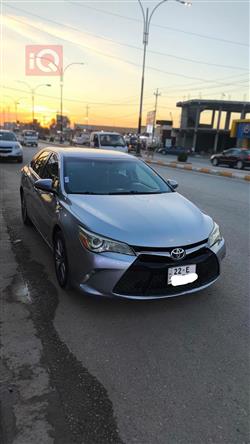 تۆیۆتا کامری